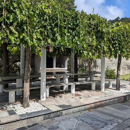 Villa Casa a 1km del centro de Nigrán Esterno foto