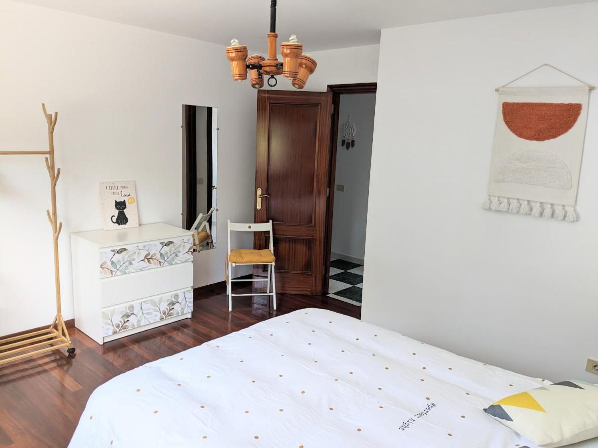 Villa Casa a 1km del centro de Nigrán Esterno foto