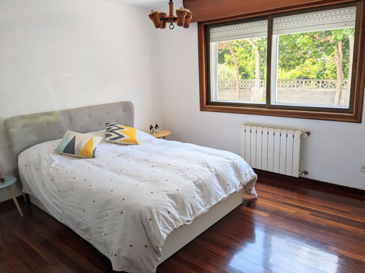 Villa Casa a 1km del centro de Nigrán Esterno foto